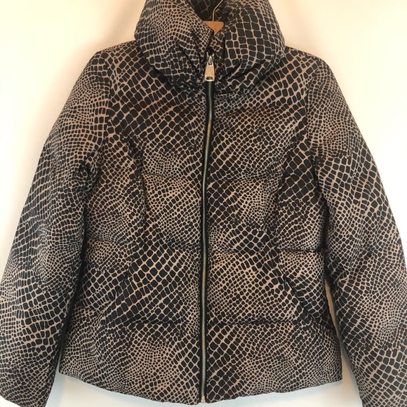 Via Spiga Jackets & Blazers - Via Spiga Small Patterned Puffer Coat